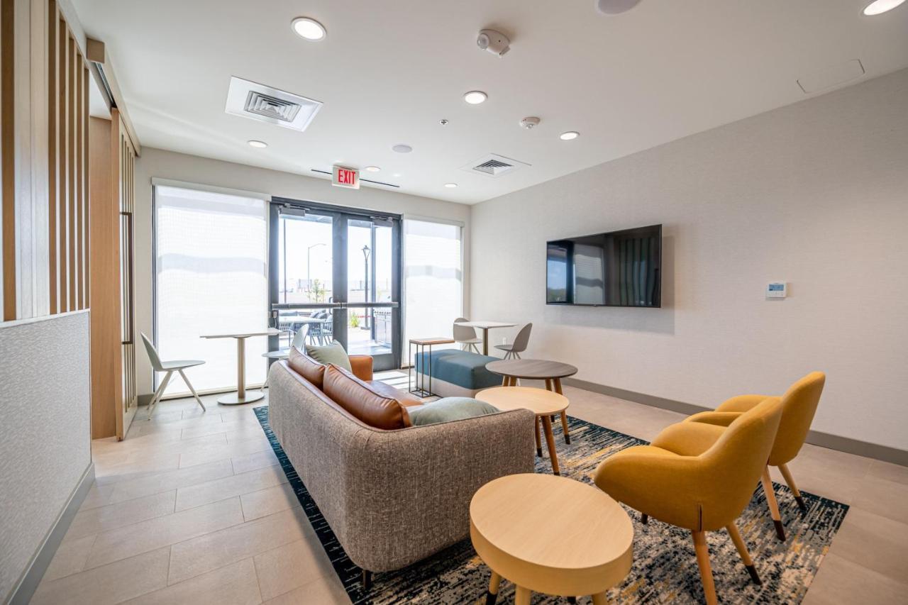 Towneplace Suites By Marriott Las Vegas North I-15 Exteriör bild