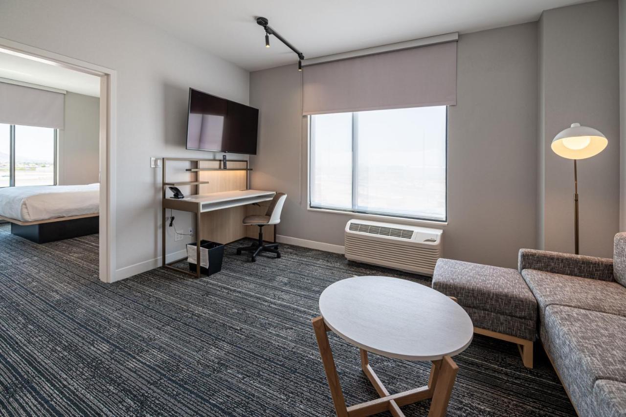 Towneplace Suites By Marriott Las Vegas North I-15 Exteriör bild